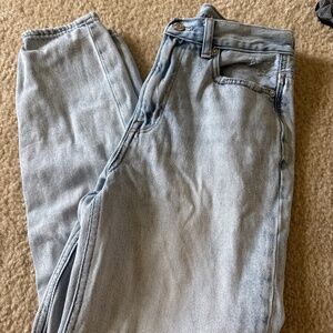 American eagle mom jeans light wash high raise